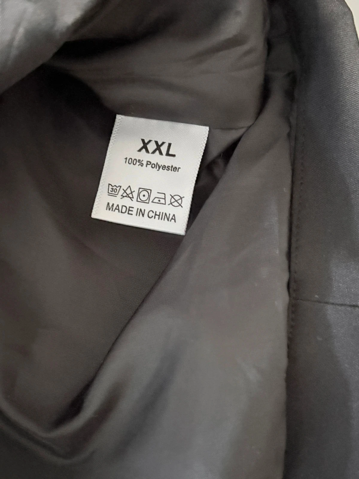 Chaqueta cortavientos negra con capucha motivo caballo en la espalda 100% poliéster hombre XXL nuevo – photo 8